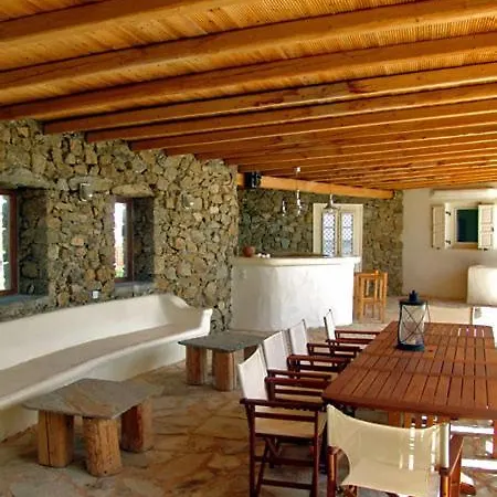 Villa Super 1 *